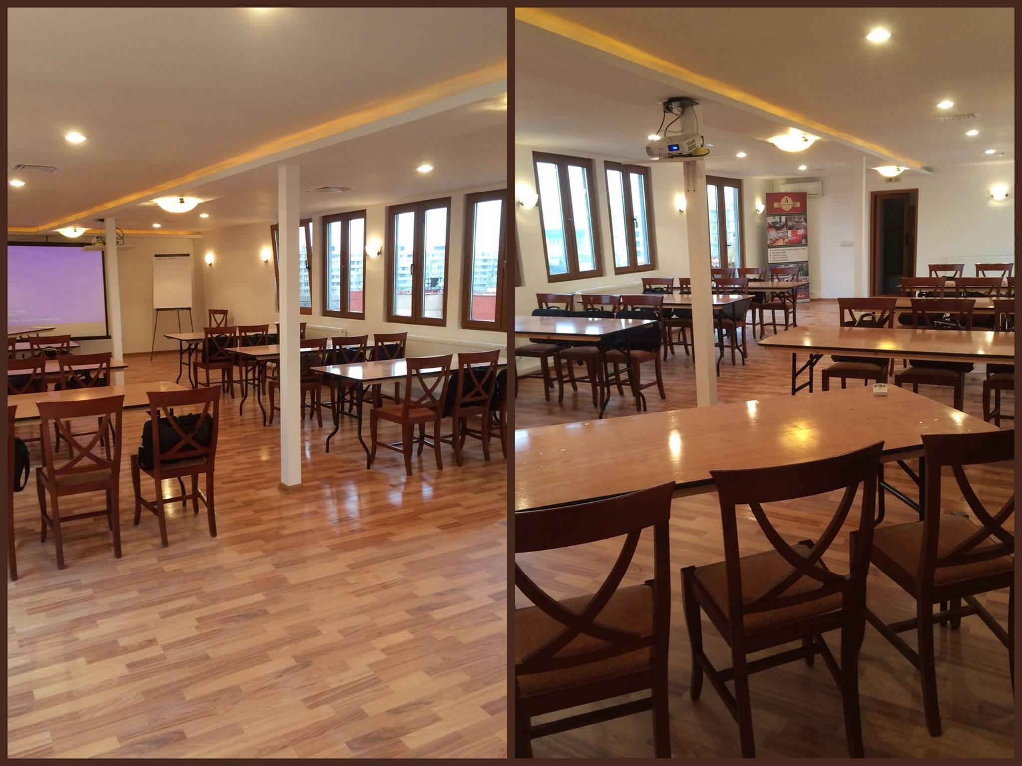 Hotel Reina Bucarest Extérieur photo